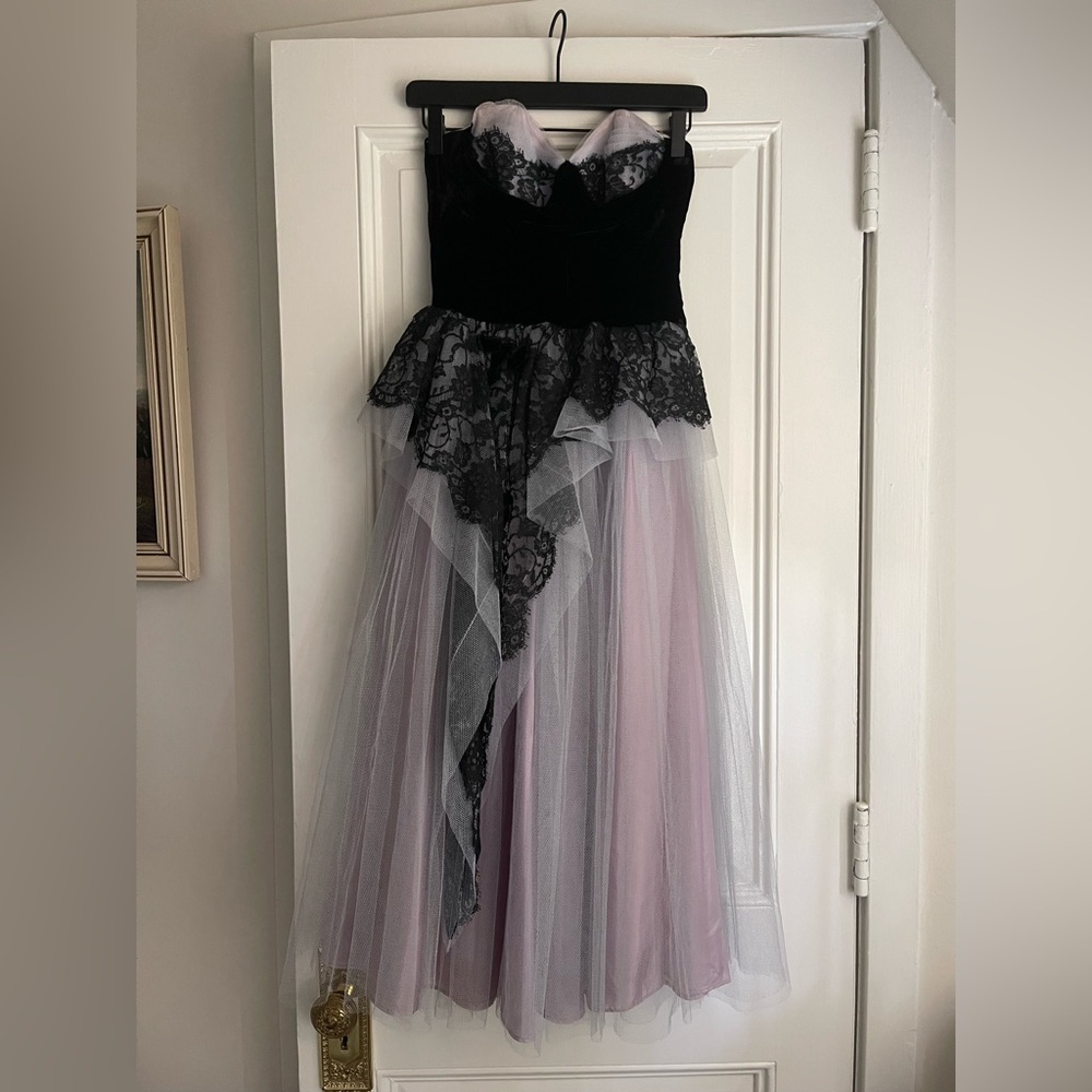 Lilac and Black 1950’s Party Dress